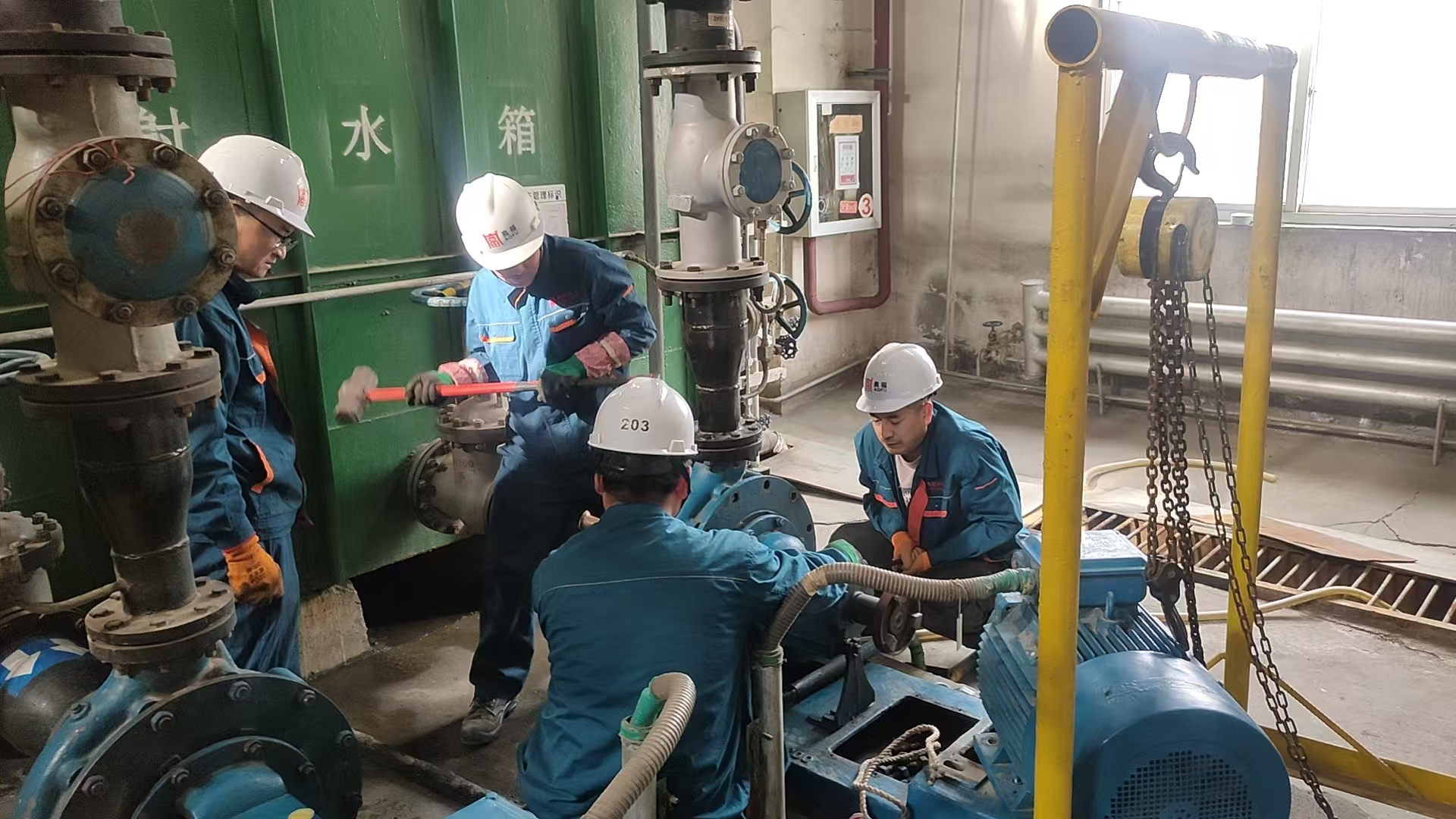 防寒保供筑防线 精修细护稳发电——白银鸿运国际圆满完成汽轮机冬季专项运维